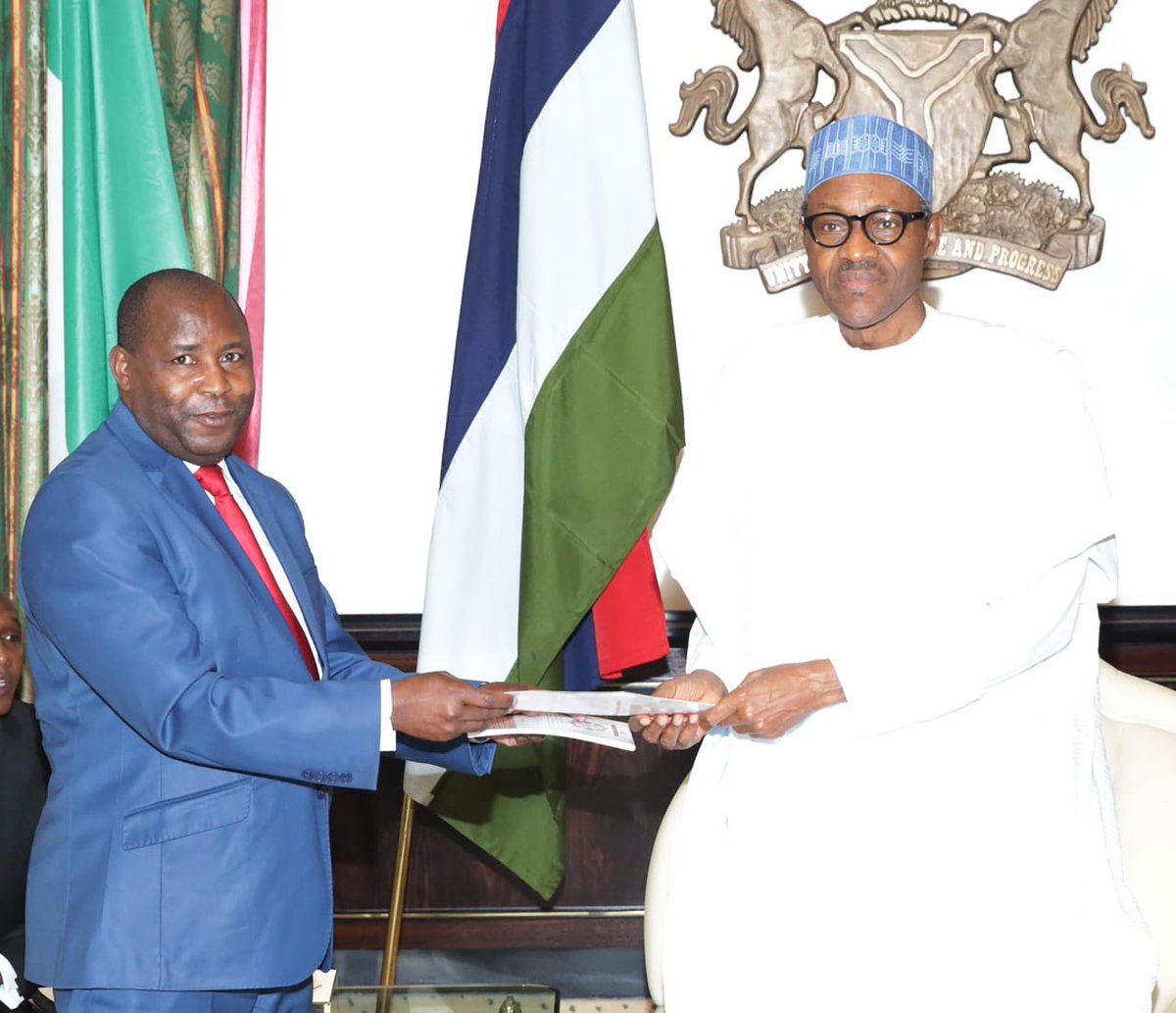 GeneralNeva's tweet image. I express my heartfelt condolences to HE @officialABAT and to the people of Nigeria, for the loss of HE @MBuhari, Former President of Nigeria, a great leader whose dedication to his country will be remembered.
Burundi stands in solidarity with Nigeria during this time of sorrow.