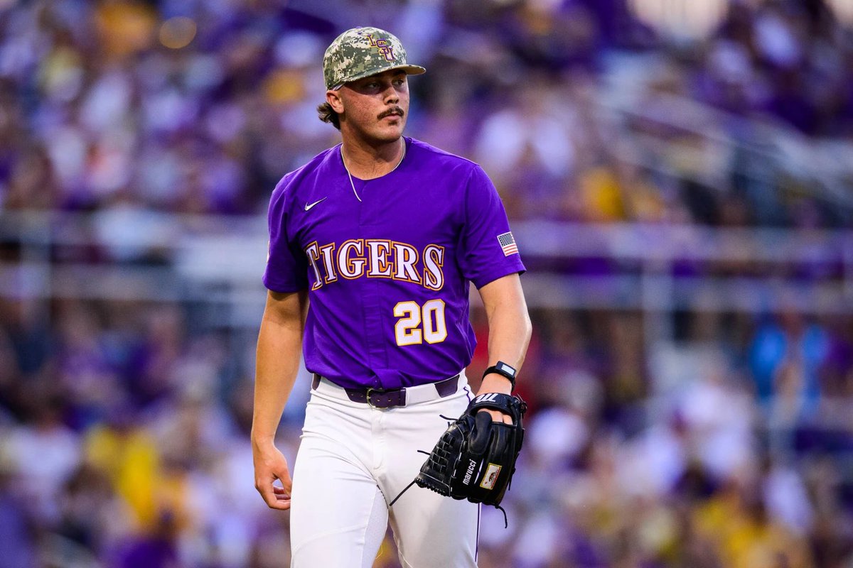 BaseballReport_'s tweet photo. It’s MLB Draft Day!

Here is my top ten player board with grades and a short description of each player! 🧵
#MLB #MLBDraft https://t.co/TdcaRybu92