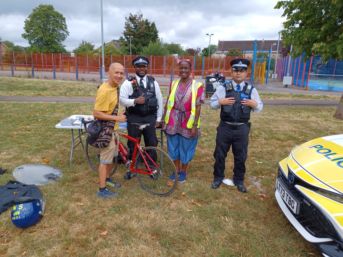 The Safer Neighbourhood Team  participated in a very successful community festival on the 6th of July. The event was well-attended and provided a great opportunity to engage directly with local residents, including families and children. There was strong face-to face interaction.