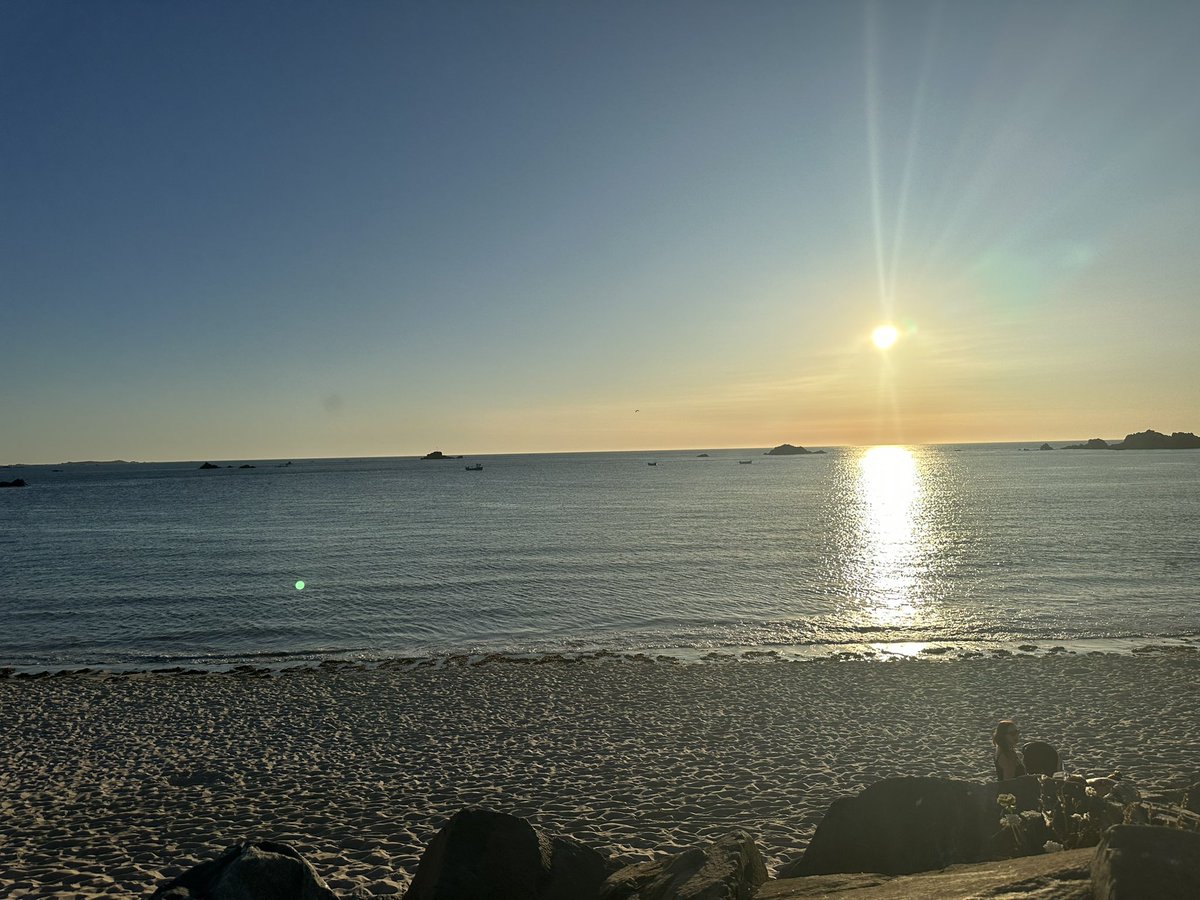 Davidpritch_gg's tweet image. The beautiful sunset last night 😀