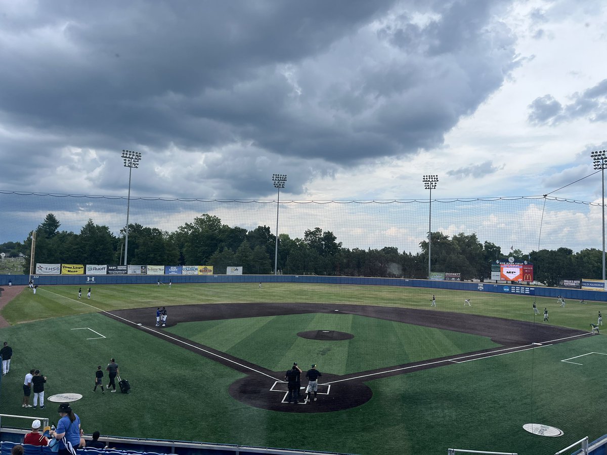 The REX look to make it 9 straight wins and a three game sweep of Normal this afternoon. They have outscored the Cornbelters 23-9 across the last two games.  

It’s Trivia Night at the park and we’ll have some on the broadcast too. 

Pregame in a minute: elastic.webplayer.xyz/rexradionetwor…