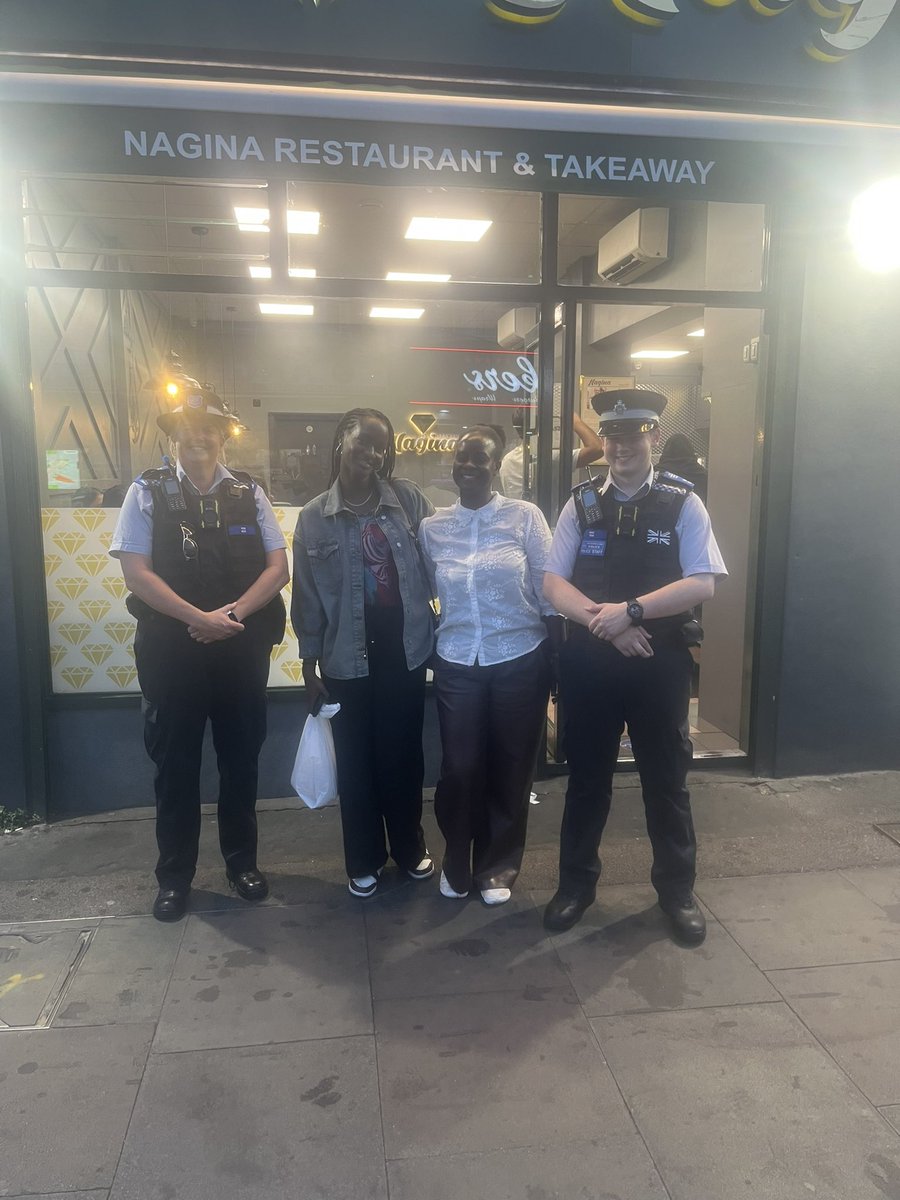 MPSClementswood's tweet image. @MPSClementswood Officers 7002EA, 7069EA & 7028EA completed evening patrols on Ilford Lane, engaging with the public & ASB warning tickets were given for cycling on the pavement.
@MPSLoxford
@MPSRedbridge