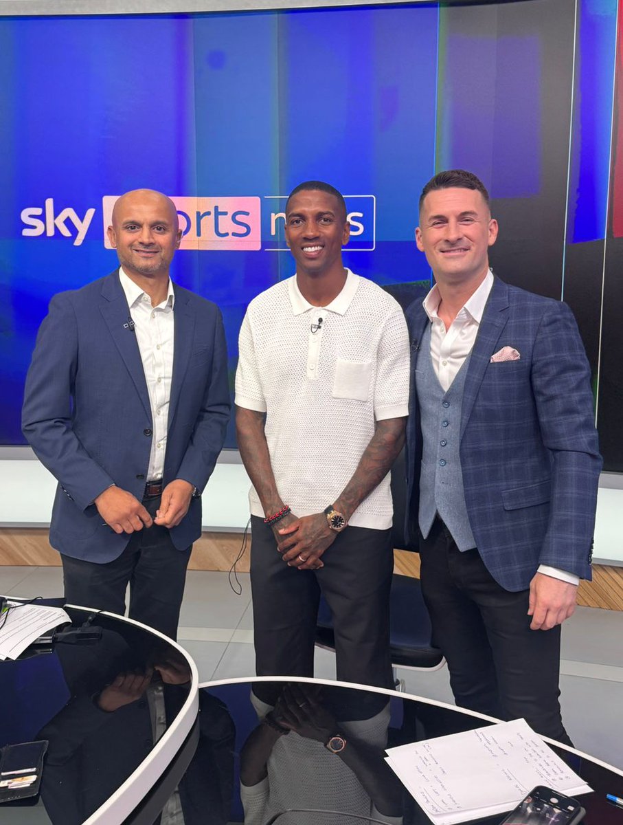 Enjoyed The Transfer Show. Thanks <a href="/skysports_sheth/">Dharmesh Sheth</a> and <a href="/markmcadamtv/">Mark McAdam</a> 😎🤘🏾