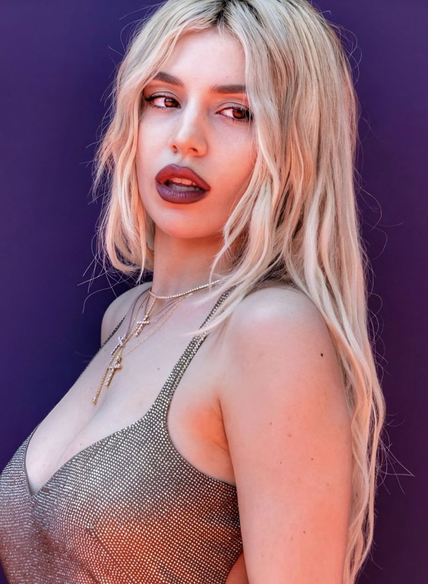 avamaxeu's tweet photo. AVA MAX https://t.co/J6aSafQNAy