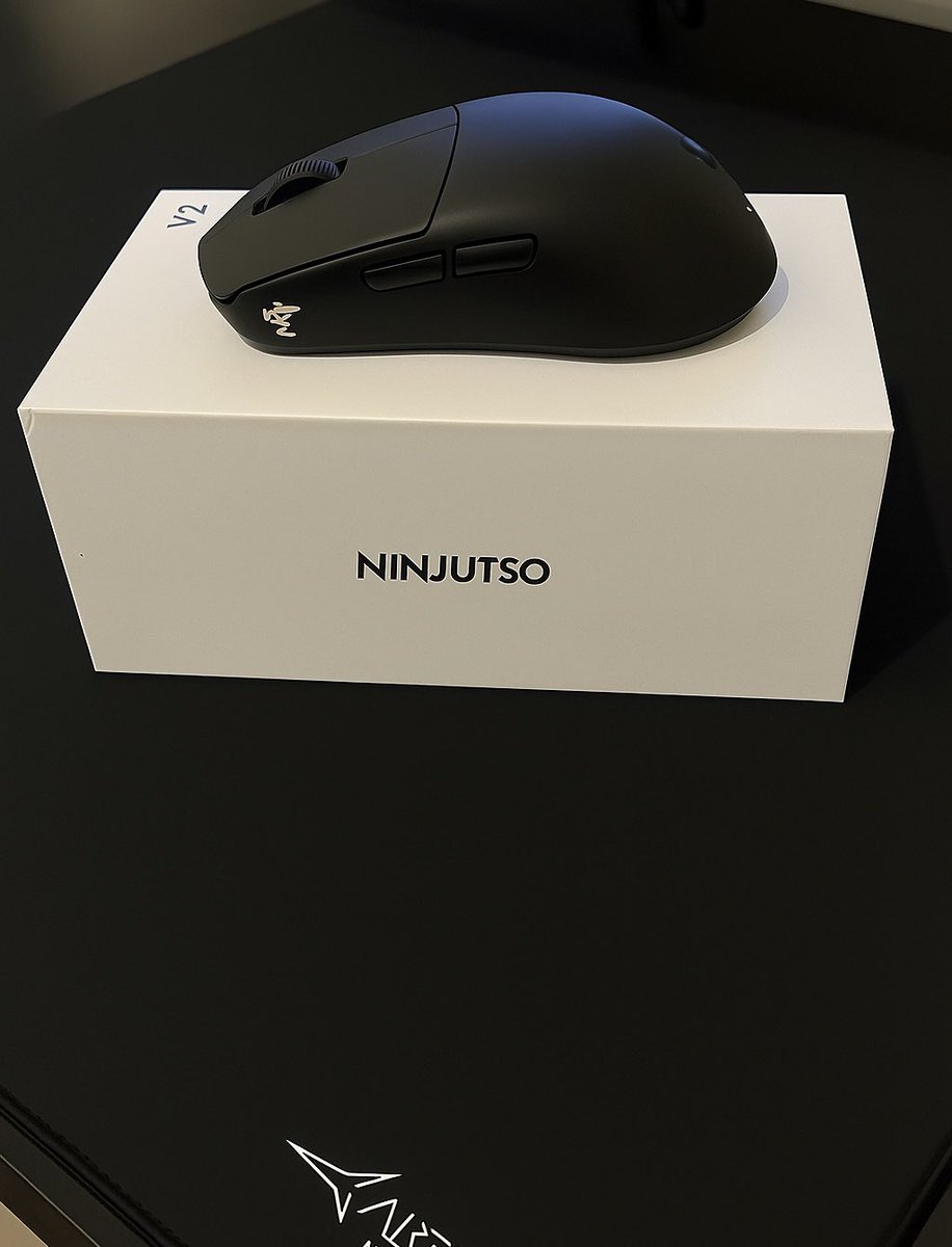 surprise tweet media