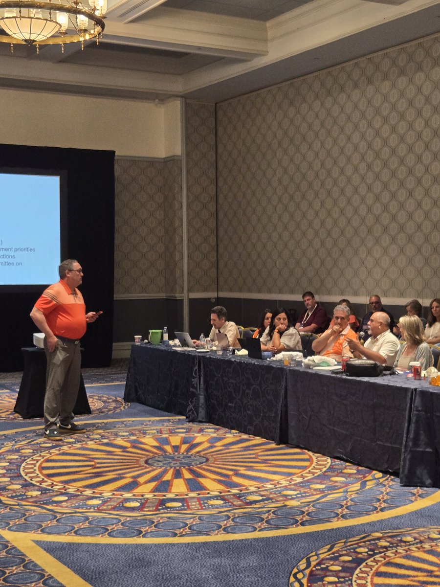 LHSFNA's tweet image. Today, LHSFNA staff attended Directors’ Council meetings of @TrainingLiuna and @LECET. Our sister TriFunds are addressing many pressing issues, from the emergence of AI to building power in lower market share areas.
#liunaatleadership
#liuna