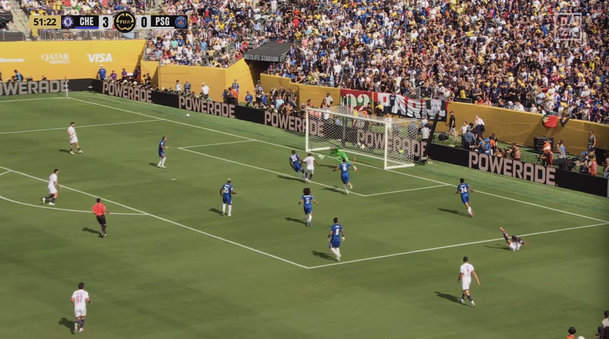 🚨 OUSMANE DEMBELE very CLOSE but INSANE SAVE by SANCHEZ! 🫣🔥

#Chelsea 🏴󠁧󠁢󠁥󠁮󠁧󠁿 ClubWorldCup #PSG 🇫🇷