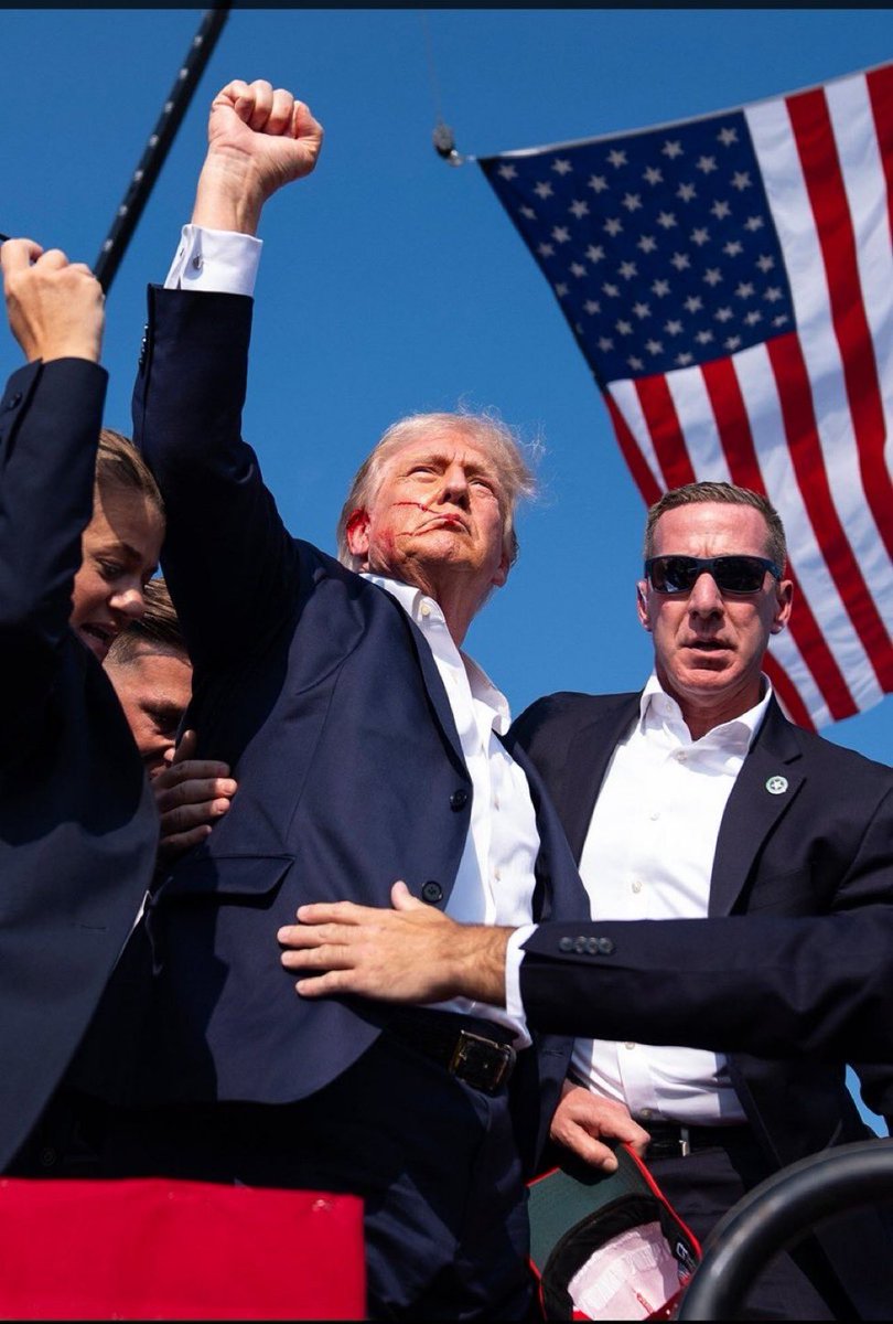 InsiderWire's tweet image. One year ago today I started my journey posting news, starting with the Trump assassination attempt.
I can’t believe how incredibly this adventure has been, and how Trump is now our president once more.
It’s only the beginning. 🇺🇸