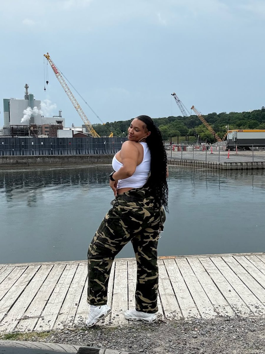 ShantelMayMusic's tweet image. War about me or ur wutless 2 me. 🪖