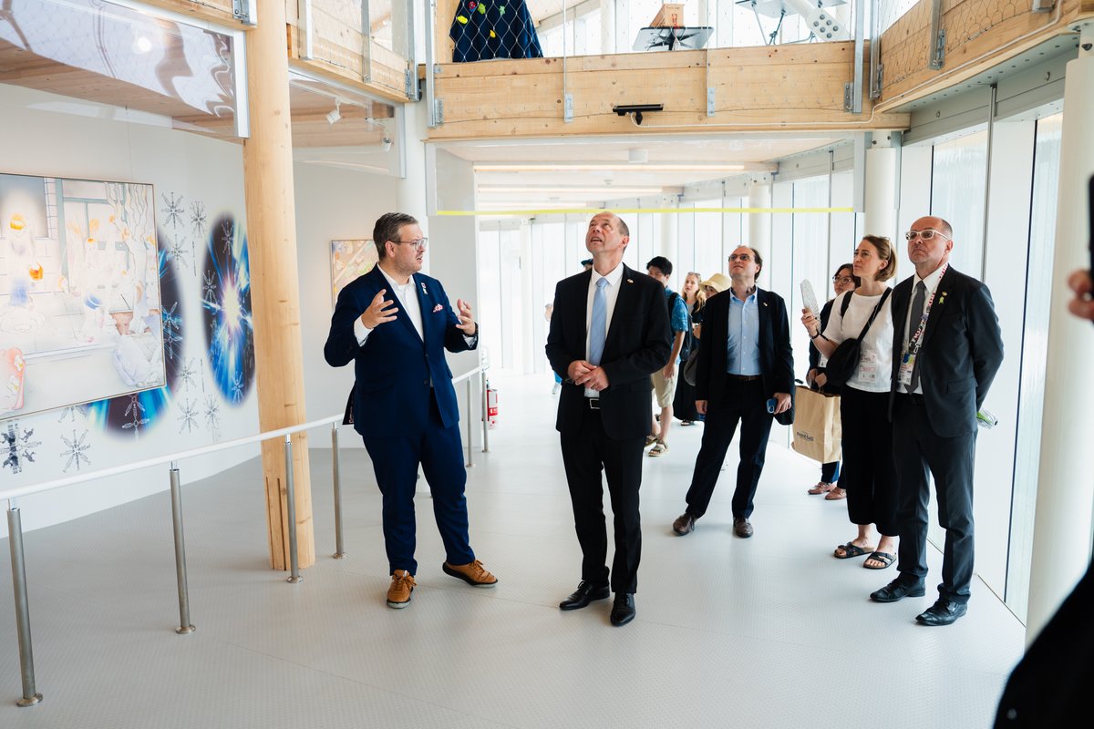 expo2025czechia's tweet image. Minister @kulhanek_p launched Autonomous Technologies Week at the Czech Pavilion 🇨🇿
Showcasing Czech innovation – from electric formula cars to underwater drones and VR simulations. Smart tech with a mission.
#EXPO2025 #CzechPavilion