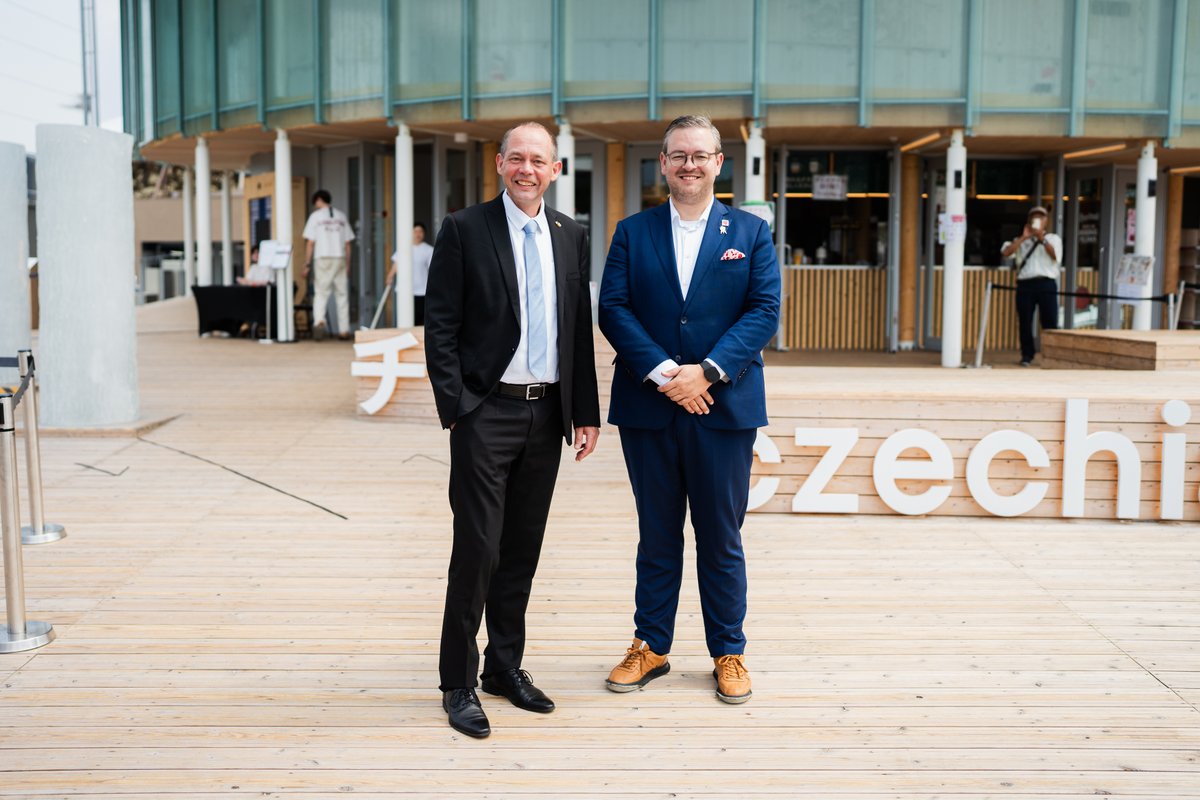 expo2025czechia's tweet image. Minister @kulhanek_p launched Autonomous Technologies Week at the Czech Pavilion 🇨🇿
Showcasing Czech innovation – from electric formula cars to underwater drones and VR simulations. Smart tech with a mission.
#EXPO2025 #CzechPavilion