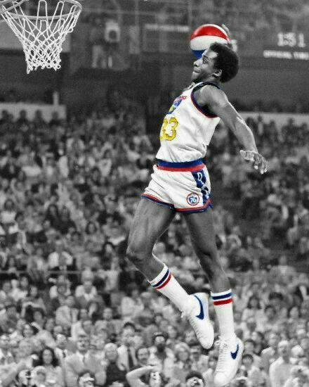 The Skywalker is 71 today. 🚀

Happy birthday to David Thompson!