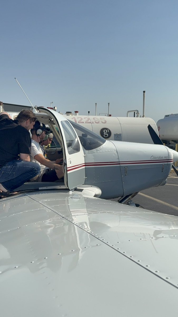 CaptBob_Nomadic's tweet image. Leg 2 of:
🌟 Pat & Tyler’s Excellent Adventure!
Chandler, AZ - El Paso, TX
Watch the journey on @flightradar24 using the tail # N14033
@SteveNomadic