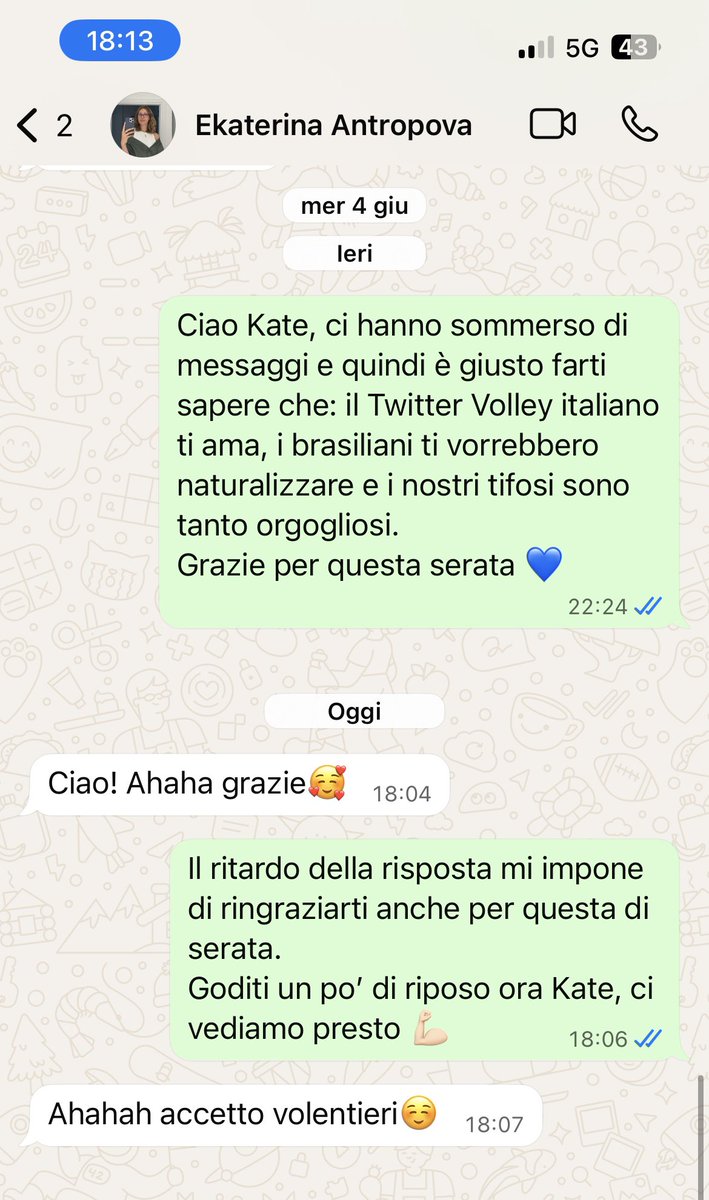 SDBVolley's tweet image. Kate vi ringrazia e io sono vostro SMM preferito ormai. Lo so ๐ซถ๐ป