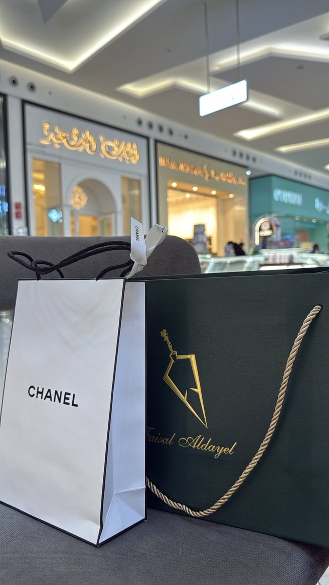 أنتَ الحياة لي والأمان لعُمري❤️