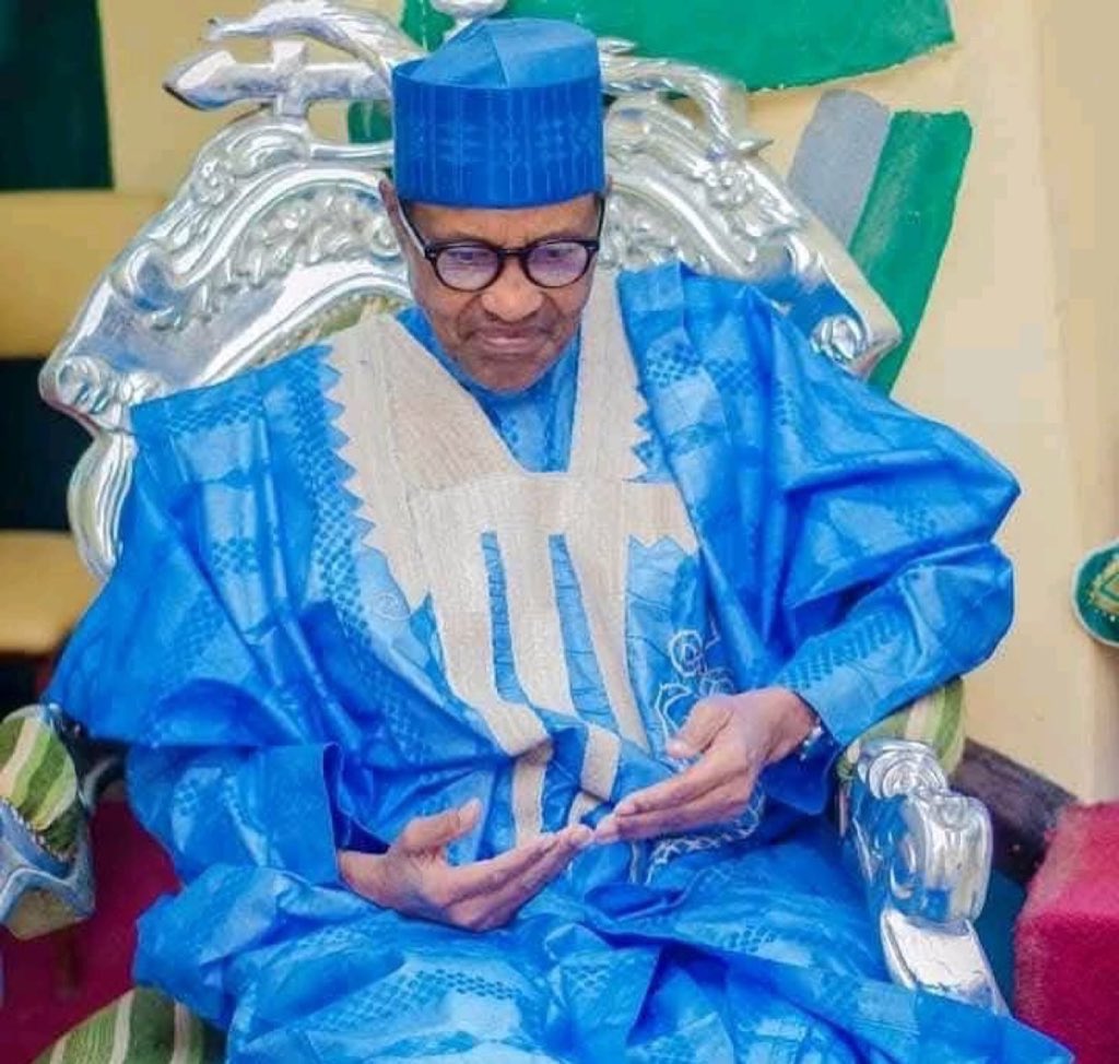 NIJinsight's tweet photo. BREAKING: Former Nigerian President Muhammadu Buhari has died.

He passed away today after a brief illness (details still emerging).

Buhari, who led Nigeria from 2015 to 2023, was a former military ruler and key political figure in Nigeria’s democratic era.

More soon… https://t.co/fqFlNP5xxn