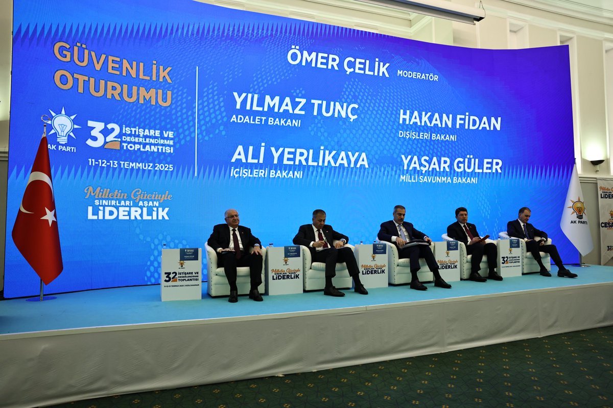 YAHYA ÇELİK (@yahyacelik_) on Twitter photo 📍Kızılcahamam
Cumhurbaşkanımız ve Genel Başkanımız Sn.<a href="/RTErdogan/">Recep Tayyip Erdoğan</a>’ın riyasetinde üç gün süren AK Partimizin 32. İstişare ve Değerlendirme Toplantısını gerçekleştirdik.
Ülkemizin tarihi anlardan geçtiği şu süreçte önemli konu başlıkları üzerine verimli toplantılar gerçekleştirip 📍Kızılcahamam
Cumhurbaşkanımız ve Genel Başkanımız Sn.<a href="/RTErdogan/">Recep Tayyip Erdoğan</a>’ın riyasetinde üç gün süren AK Partimizin 32. İstişare ve Değerlendirme Toplantısını gerçekleştirdik.
Ülkemizin tarihi anlardan geçtiği şu süreçte önemli konu başlıkları üzerine verimli toplantılar gerçekleştirip