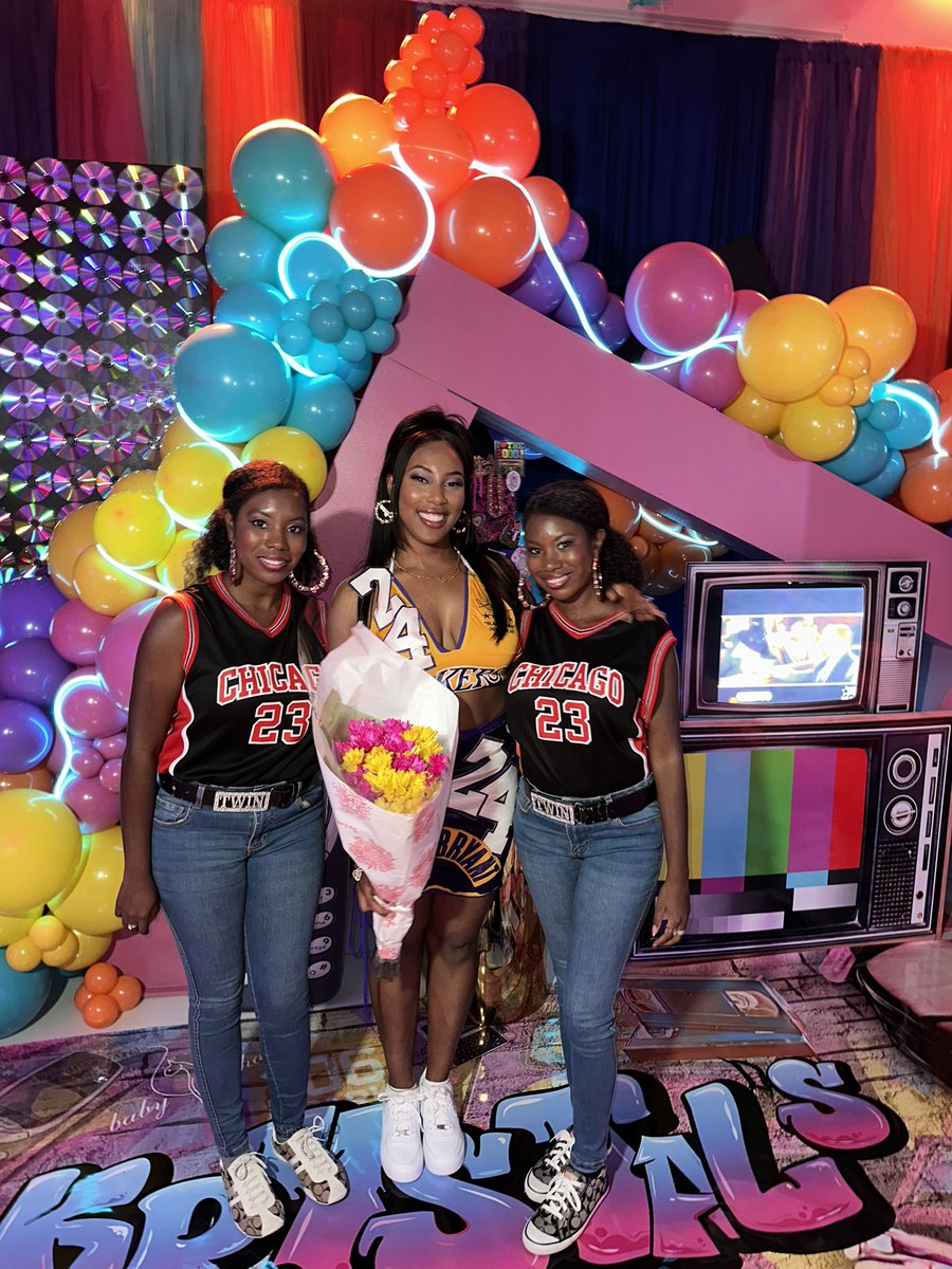 thesopranotwins's tweet image. Last night we had an AMAZING time celebrating our Day One since LaGuardia H.S. Krystal’s ‘99 Early 2000s themed B-Day Party! We got to relive our middle & high school days w/ our fashion. From door knocker earrings to our name belts from the 7th grade & our vintage Coach!