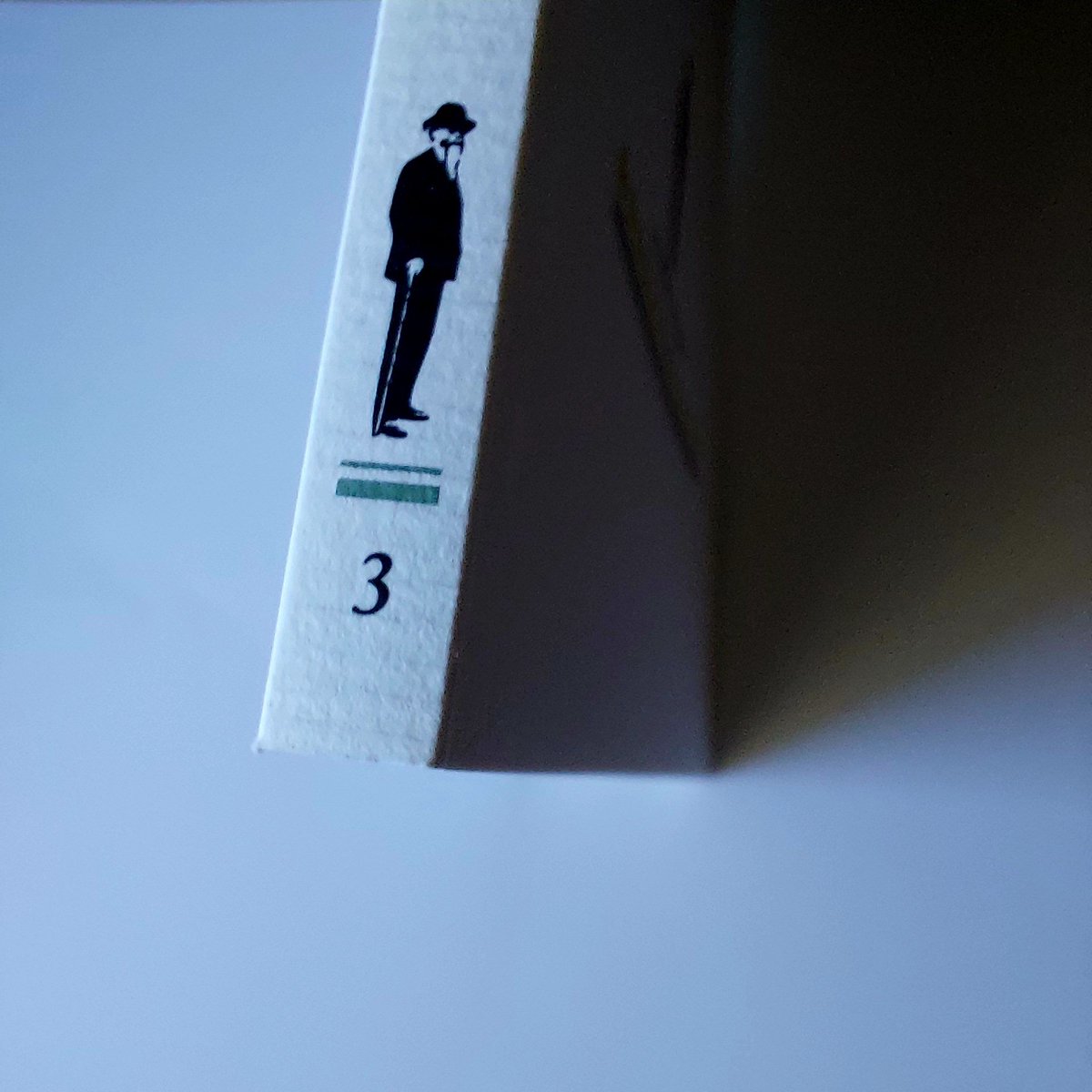 ¿Cuál será nuestro tercer título? ¿A qué género pertenecerá? En septiembre lo desvelaremos. Mientras tanto, feliz verano.