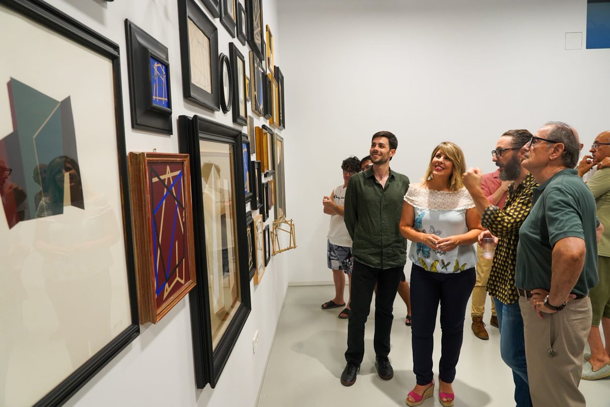 #Cartagena está en constante crecimiento. Una ciudad que tiende la mano a artistas y creadores para que, tanto cartageneros como visitantes, nos empapemos de todo el arte que nos rodea.

Francisco Olivares Díaz, más conocido como FOD, ha inaugurado '647 millas aproximadamente' en