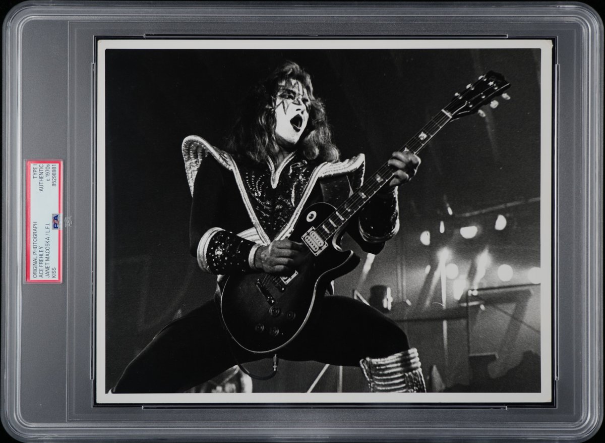 alanbarcoff's tweet image. Some music type 1 original photos from my collection authenticated by @PSAcard Ace Frehley of Kiss 1970's, Prince 1980's and Eddie Van Halen 1984. @natsturner @CardPurchaser @kiss @prince @VanHalenNews