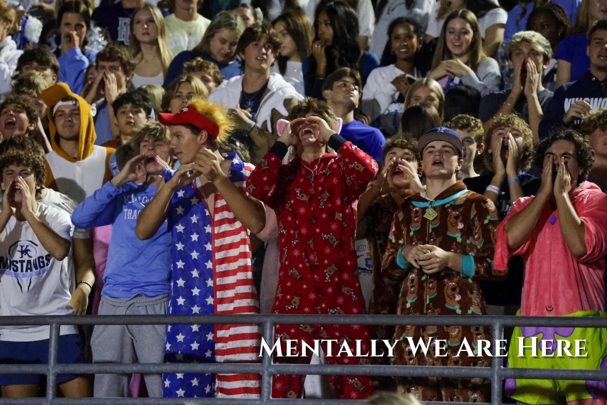 KHSMustangFBall's tweet image. 46 days until kickoff..........