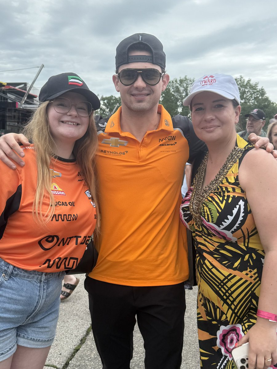 Marion_EB's tweet image. Alrighty, round 2 at Iowa 🧡 This year has a different vibe about it, so I can totally feel two epic races in one weekend being possible 💪 Good luck today Pato 👊
#FansLikeNoOther #INDYCAR