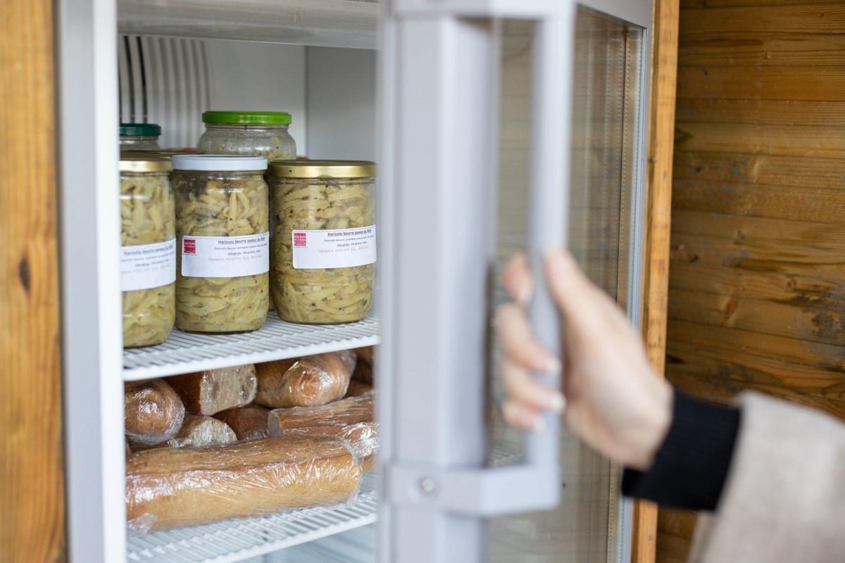 L'Observatoire du Positif (@feelgood2021) on Twitter photo Saint-André-de-Cubzac (Gironde) est la 1ère commune de 🇫🇷 à ne + jeter les plats non servis à la cantine. Ces repas non servis nourrissent désormais les habitants en difficulté grâce à des frigos solidaires accessibles à tous.
trucs-qui-marchent.kessel.media/posts/pst_70bc…
<a href="/SignauxFaibles/">Philippe Cahen</a> <a href="/mlh2011/">MLH</a> Saint-André-de-Cubzac (Gironde) est la 1ère commune de 🇫🇷 à ne + jeter les plats non servis à la cantine. Ces repas non servis nourrissent désormais les habitants en difficulté grâce à des frigos solidaires accessibles à tous.
trucs-qui-marchent.kessel.media/posts/pst_70bc…
<a href="/SignauxFaibles/">Philippe Cahen</a> <a href="/mlh2011/">MLH</a>
