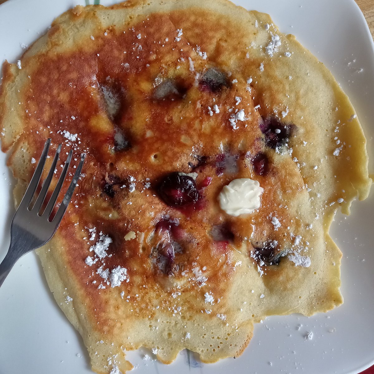 JARose72185216's tweet image. Blueberry pancake breakfast to start my birthday 🥞 🎂 Today should be a well deserved day of rest and me time, but I think I'll sneak in some writing! 😁
