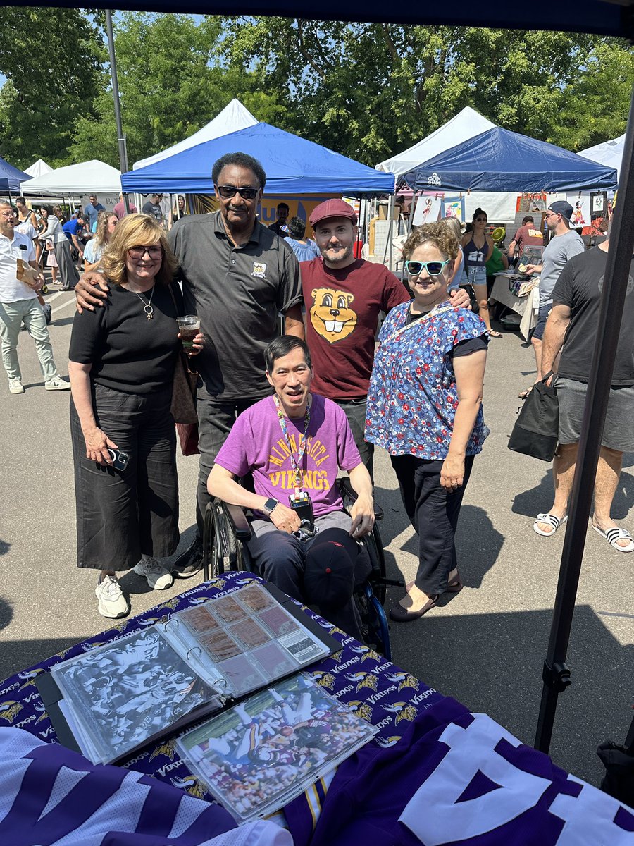 ChuckForeman's tweet image. Beautiful day at the Linden Hills Farmers Market at our Tailgate Spices booth…Skol!
