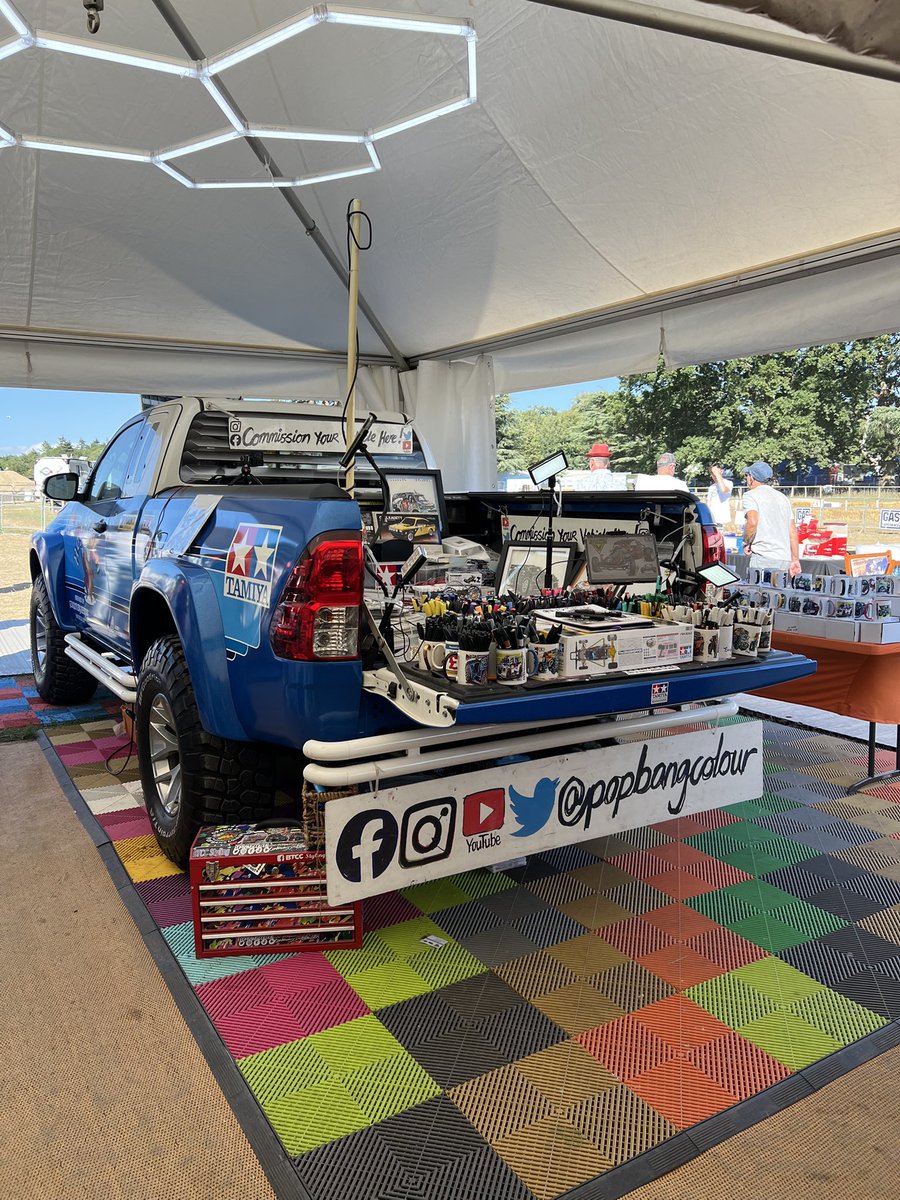 TamiyaUK's tweet image. The versatile @arctictrucks AT37, a robust go-anywhere vehicle capable of tacking the most demanding of terrain. It also makes a rather fantastic @Popbangcolour art studio!
#toyotauk #popbangcolour #tamiya #GoodwoodFOS