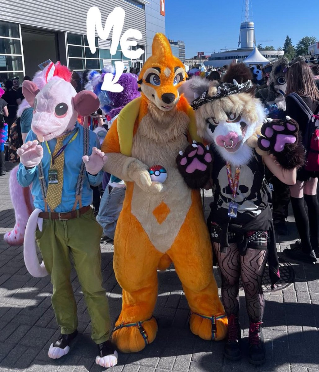 asteyastington's tweet image. I made a fursuit recently, here's a picture of it from a con