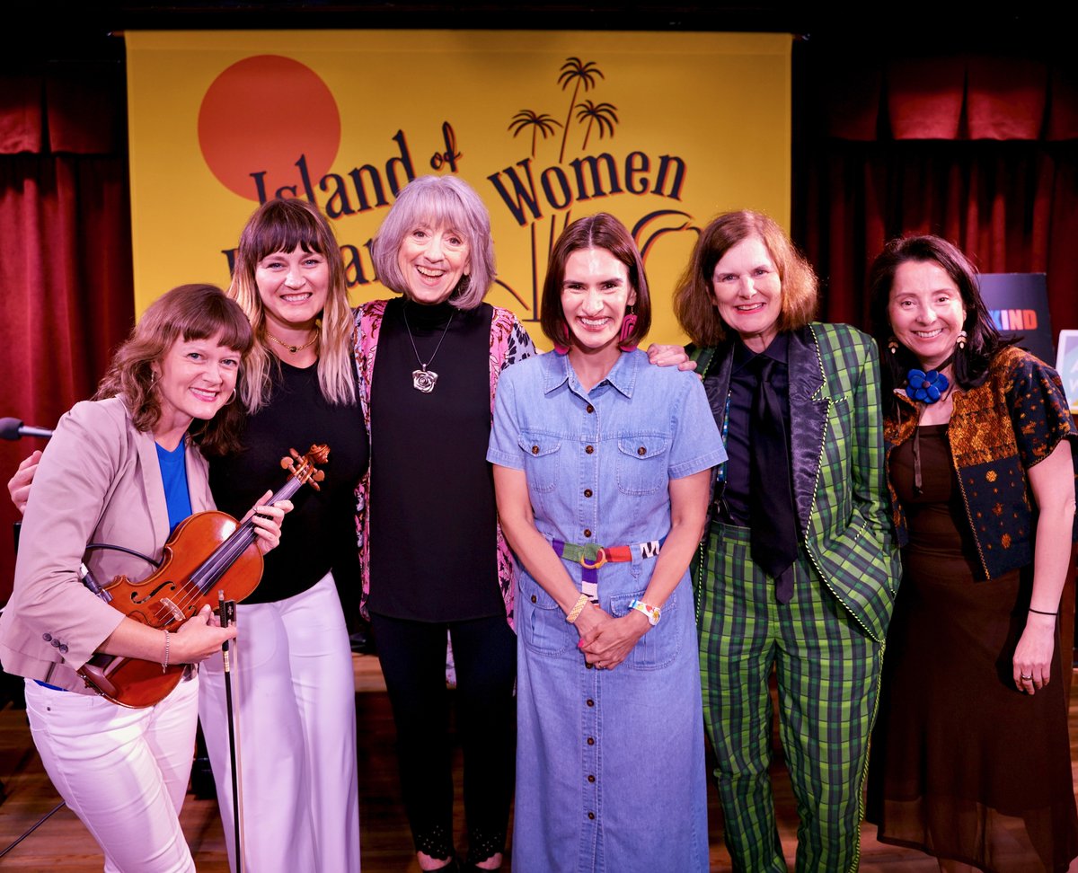 IODWPodcast's tweet image. We had an amazing and powerful night Thursday the 10th at @CroonersMN!
THANK YOU @peggyflanagan! @paulapoundstone! Amanda Grace & Tiffany Strande! Silvia Pontaza!
Photos: @BonniAllen
Podcast episode of this show Coming SOON!