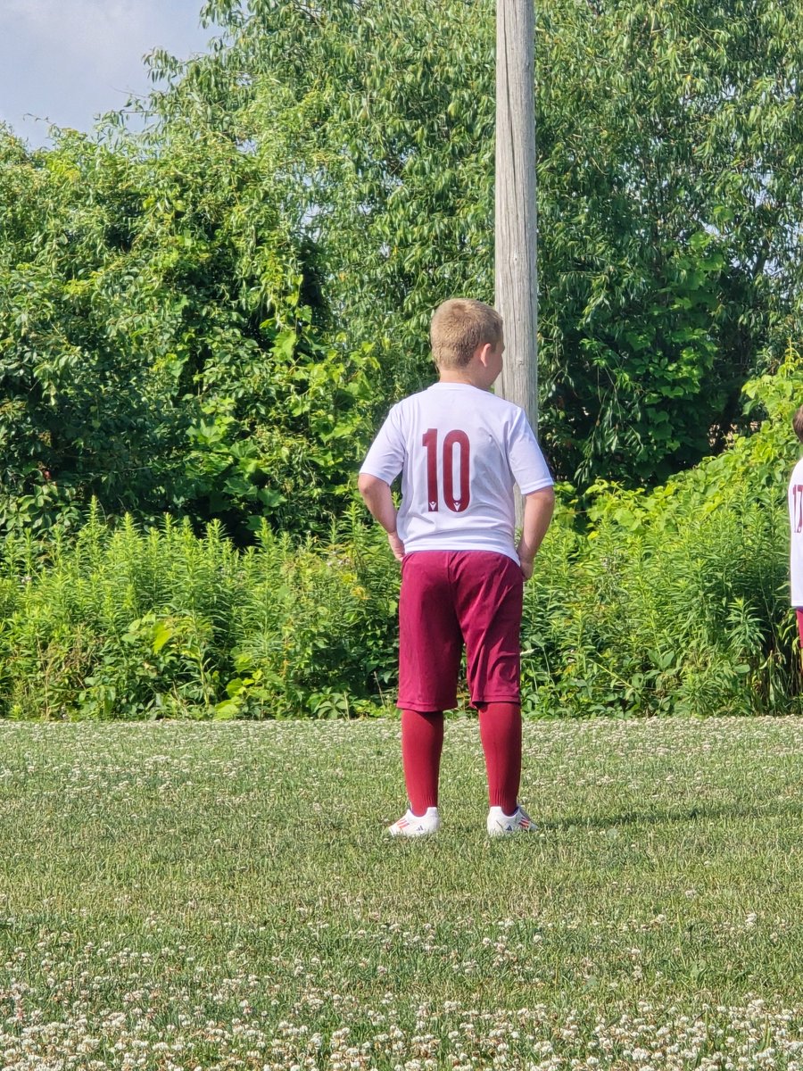 LizzyannRobins1's tweet image. Sooo proud of my grandson ben he plays so good they tied the game today ❤️💙💙⚽️⚽️⚽️⚽️