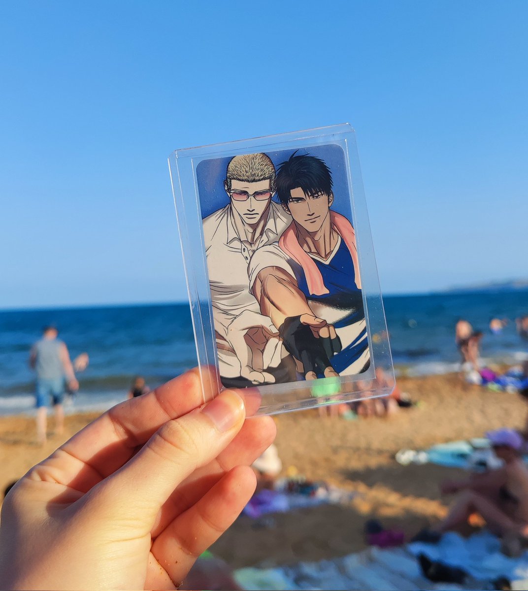daemolly's tweet photo. Everywhere I go, people always know
That I've got my Shutline cards ready for a show 🤗💖

@0lkyou 
#shutline #셔트라인 #쿄우 #kyou https://t.co/274jUu7rR1