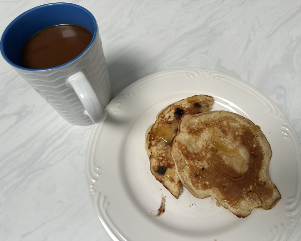 Coffee and chocolate chip pancakes for breakfast ☕️