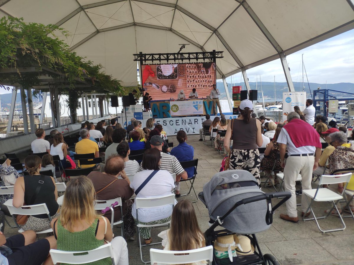 ANFACO-CECOPESCA (@anfacocecopesca) on Twitter photo Último día en <a href="/VigoSeaFest/">Vigo SeaFest</a> con un showcooking degustación en colaboración con la <a href="/MarXunta/">Consellería do Mar</a> del chef Juan Carlos Perret (Kero) que sorprendió con elaboraciones creativas con conservas de pescado y marisco. Agradecer a todos los asistentes y os dejamos unas fotos del evento 👇 Último día en <a href="/VigoSeaFest/">Vigo SeaFest</a> con un showcooking degustación en colaboración con la <a href="/MarXunta/">Consellería do Mar</a> del chef Juan Carlos Perret (Kero) que sorprendió con elaboraciones creativas con conservas de pescado y marisco. Agradecer a todos los asistentes y os dejamos unas fotos del evento 👇