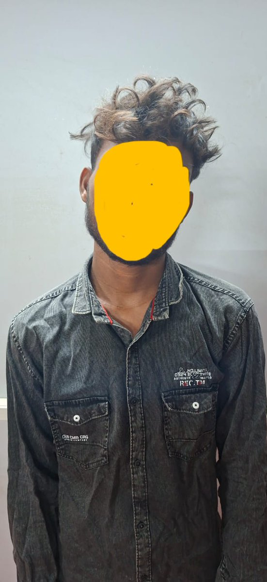 On July 13, 2025, ASI Golap Swain of Bhubaneswar GRPS apprehended Sonu Kabaria (26), S/O- Chotu Kabaria, resident of Samarsingh, PS- Turaikela, dist. Balangir, currently residing at Bahalpada, PS- Town, dist. Sambalpur, in connection with Bhubaneswar GRPS Case No. 127/2025. A