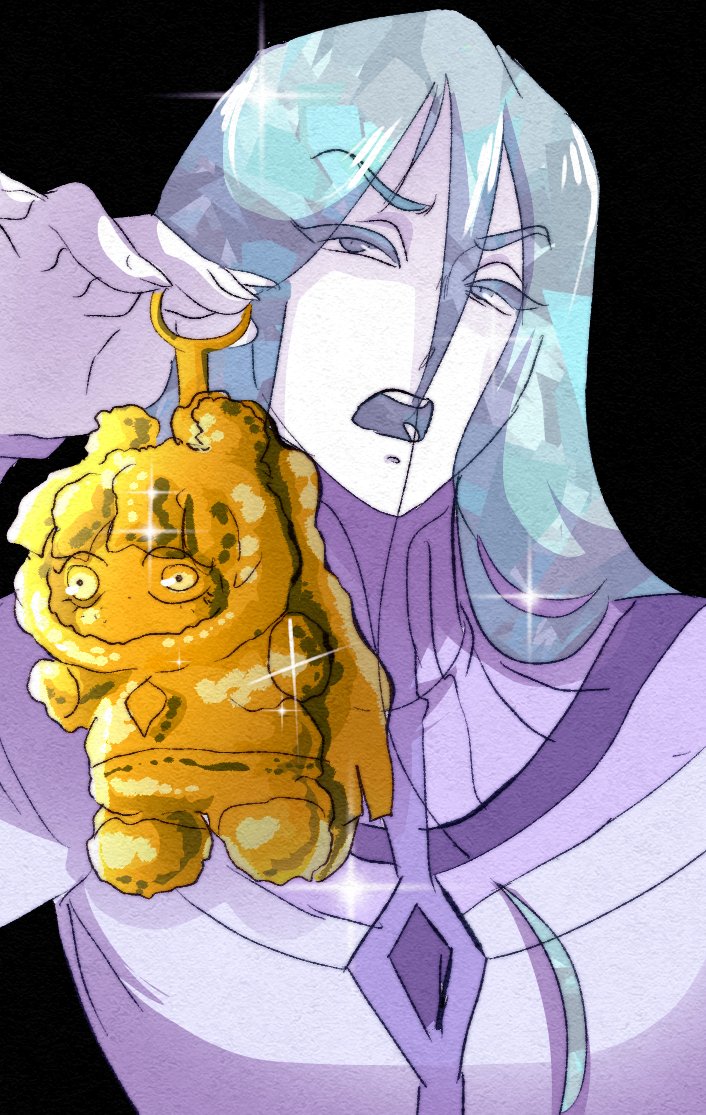 shiimamom's tweet image. proud owner of the one and only 24k carat golden Labubu