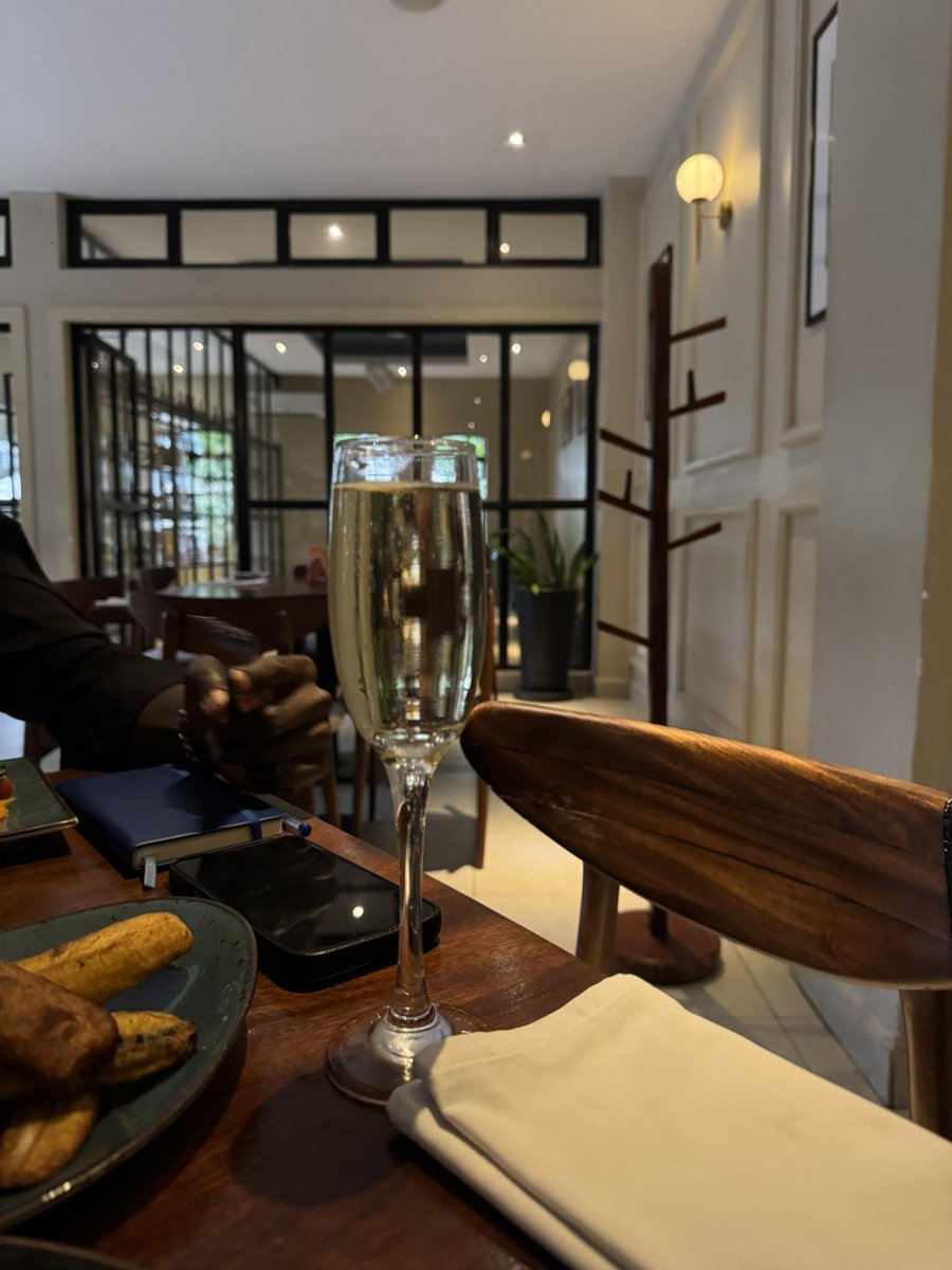 0_BENTLEY_'s tweet image. It’s the final day of #KampalaRestaurantWeek!

Don’t miss out on the last chance to get 10% cashback when you pay with FlexiPay or using your Stanbic Visa Card.

#PayWithFlexiPay 
#StanbicVisaCard