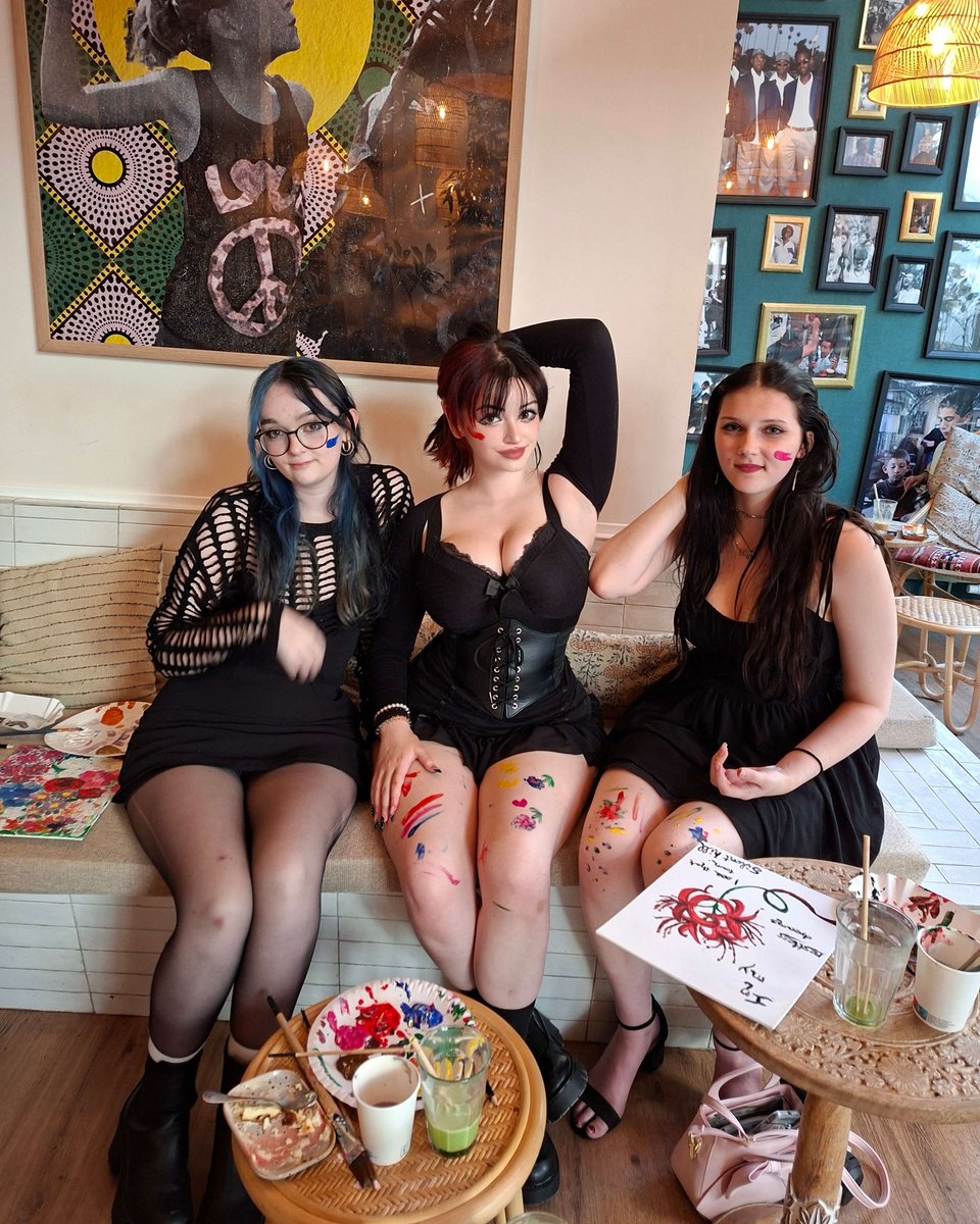 eveisbed's tweet image. Had a lot of fun yesterday going to this cute Paint & Matcha Event at Frankys Farm in Mannheim (:
Cheesecake was 10/10 was my first time trying Matcha
Also i posted more pictures on my Patreon
-> Patreon.com/@eveisbed 😊