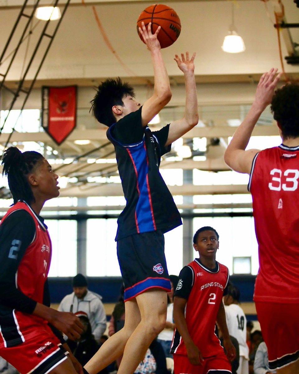 levelup_li's tweet image. Big wknd for our 16U team going 5-2 in the @madehoops Summer Live 1 & 2 events in Oaks, PA. The team was composed beating high level opponents throughout.
They will be back at it next wknd where they look to compete for a chip at the Summer Live Finale in Baltimore, MD.
