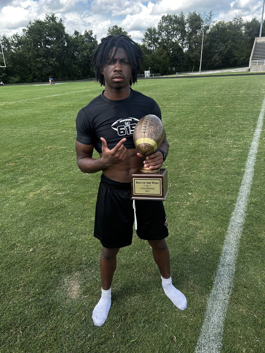 Tr3y_7's tweet image. Had fun at the Battle of the West 7on7 Tournament! Champions!! @PCHS_Firebirds