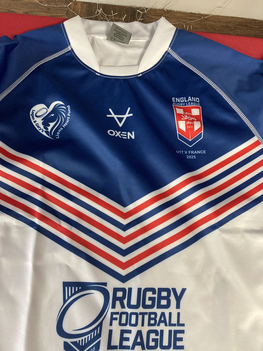 My Grandson Logan (number 18) in his first U17 match for England against France today.

Singing the National Anthem, and watching him play was incredible. A moment none of our family will forget.

On to Wednesday for 2nd match 😀