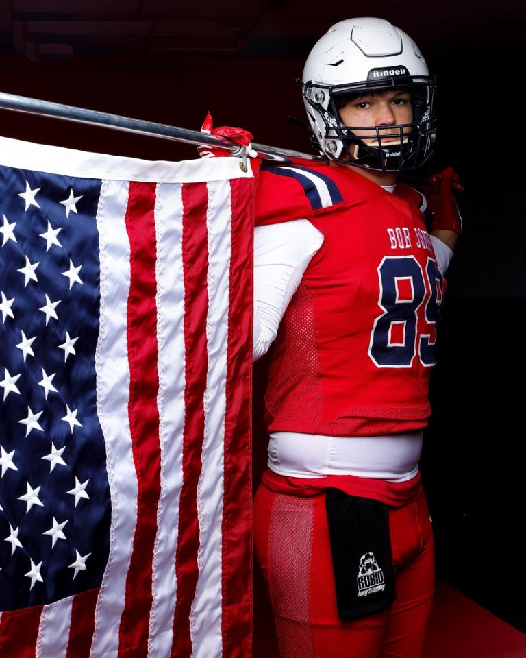 Brayson_Albin's tweet image. #89 Earned not given.💪 More work to do! 🎯🏈#ToeTheLine #RubioFamily #KohlsSnapping #RecruitBJP