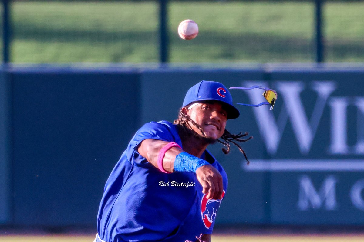 biest22's tweet image. When you're playing shortstop but your sunglasses don't want to stay on when turning a double play! Fernando Cruz in Arizona Complex League action. #Cubs #CubsProspects #ACL2025