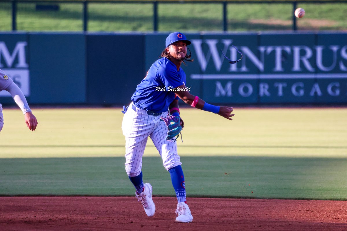 biest22's tweet image. When you're playing shortstop but your sunglasses don't want to stay on when turning a double play! Fernando Cruz in Arizona Complex League action. #Cubs #CubsProspects #ACL2025