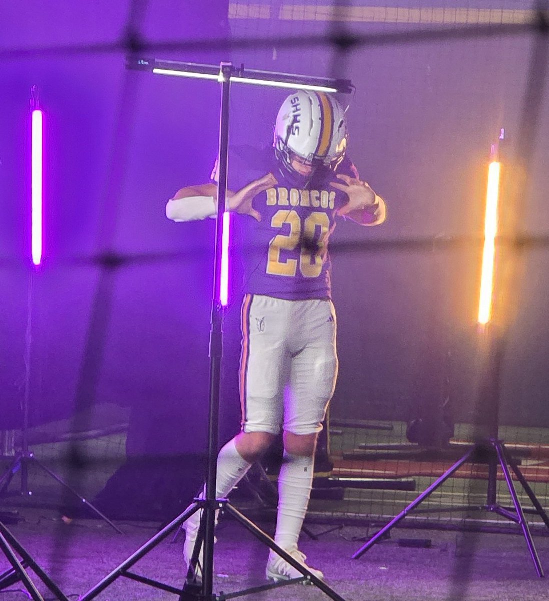 Carter Raney (@carterraney1) on Twitter photo Thanks <a href="/MarketAthletes/">Market Athletes</a> for having me out this morning for the KCMO All-American Media Day! Not gonna lie, i was nervous about the interviews but thanks to <a href="/PrepRedzoneKS/">Prep Redzone Kansas</a>, <a href="/WOWKCfootball/">WOWKC</a>, and <a href="/JasonLambTV/">Jason Lamb</a> for making it easy! Always excited to rep <a href="/SHHS_Broncos/">Spring Hill High</a>. Thanks <a href="/MarketAthletes/">Market Athletes</a> for having me out this morning for the KCMO All-American Media Day! Not gonna lie, i was nervous about the interviews but thanks to <a href="/PrepRedzoneKS/">Prep Redzone Kansas</a>, <a href="/WOWKCfootball/">WOWKC</a>, and <a href="/JasonLambTV/">Jason Lamb</a> for making it easy! Always excited to rep <a href="/SHHS_Broncos/">Spring Hill High</a>.