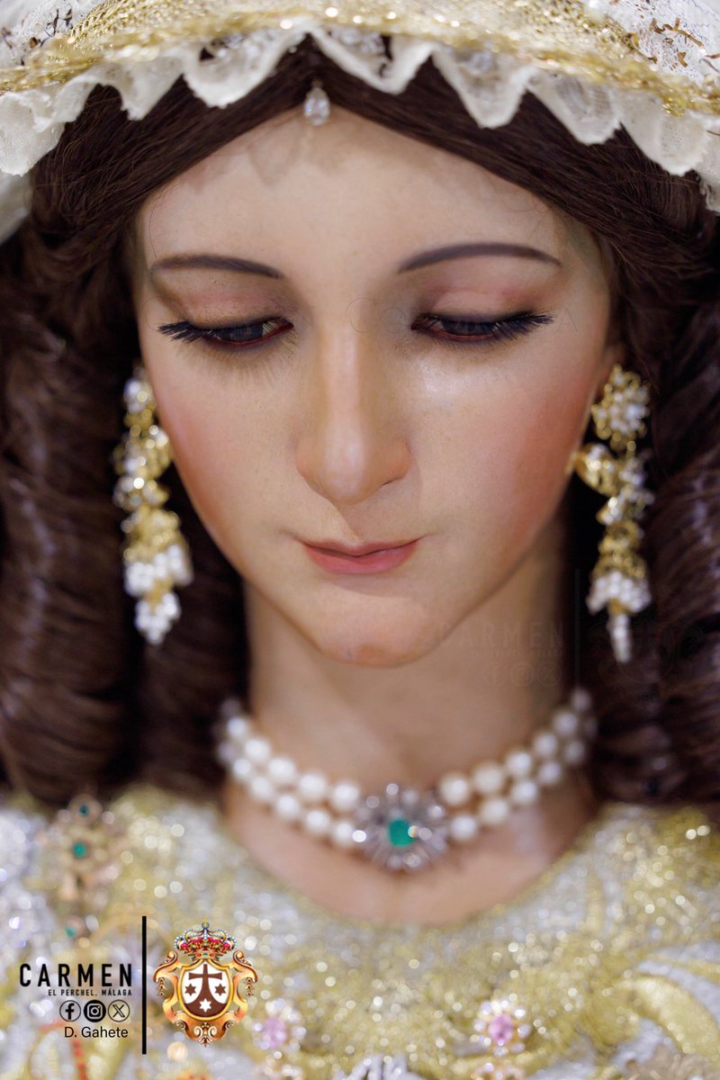 “ ¡Oh Bellísima Flor del Carmelo, Fructifera Viña, Resplandor del Cielo, Madre Singular del Hijo de Dios, Virgen Siempre Pura! ”. 

⚓️ SÉPTIMO DÍA DE NOVENA ⚓️

20.00h: Rezo del Santo Rosario  
20.30h: Eucaristía

#CarmendeMálaga
#MálagadelCarmen