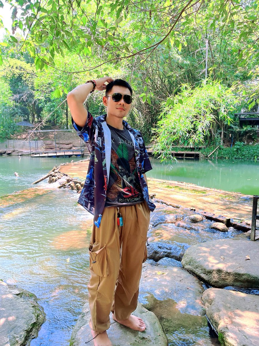 Mosss8456's tweet photo. ชีวิตมีค่า....
ค่าใช้จ่ายเนี่ยไม่มีจะแดกแล้ว
ฮะโหล😭😭😭😭
#สัตหีบ
มีใครให้ค่าขนมไหมน้าาาา https://t.co/W9gIWSevIW